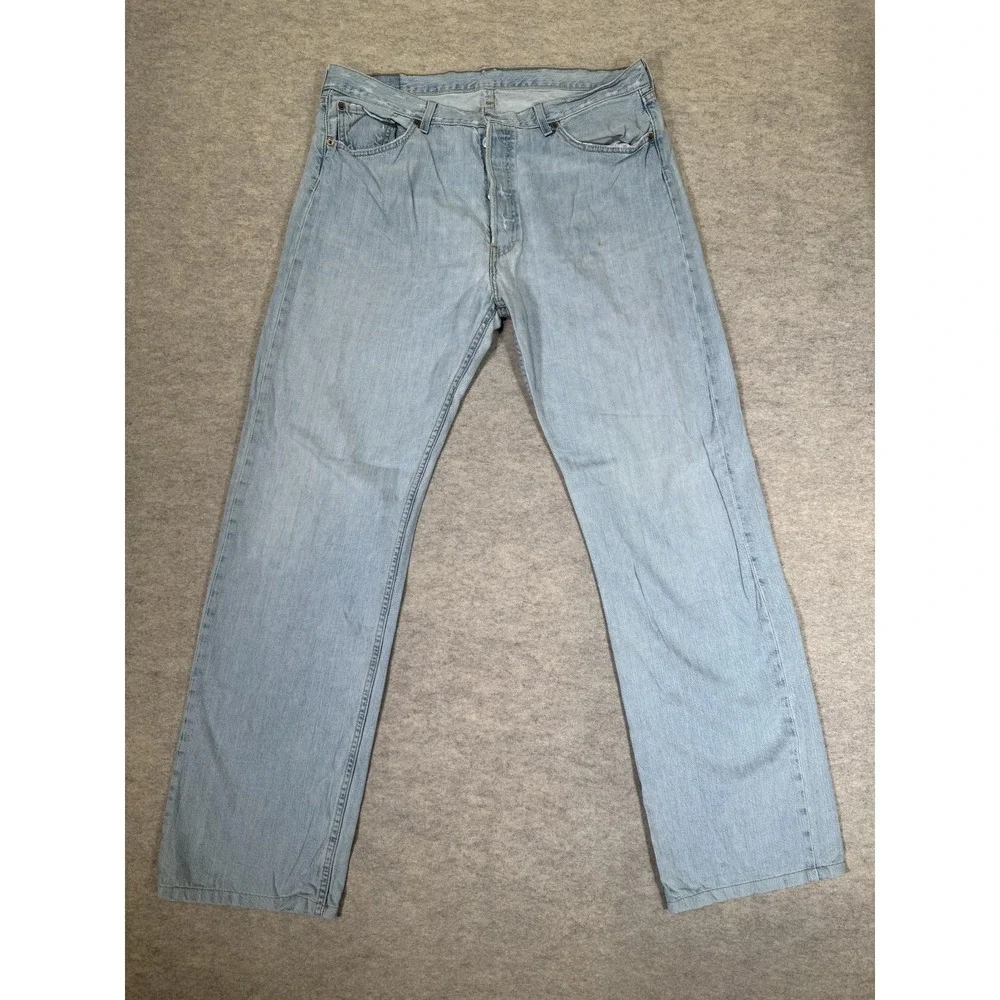 Levis 501 Jeans Mens 38x36 Light Wash Blue‎ Denim Regular Straight Button Fly